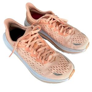 Hoka kawana women’s running shoe peach parfait sz 7.5